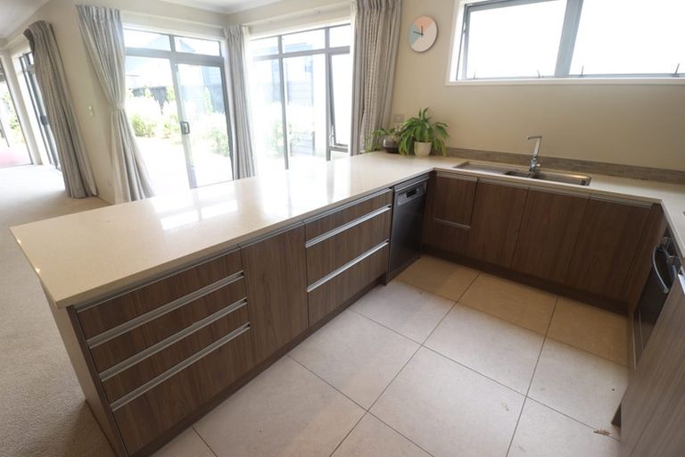 Photo of property in 9 Touhou Road, Hobsonville, Auckland, 0616