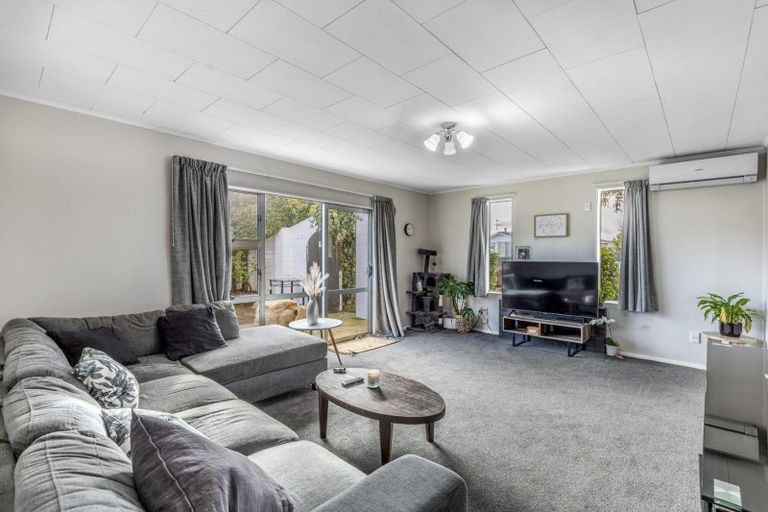 Photo of property in 86 Dunbeath Crescent, Kew, Invercargill, 9812