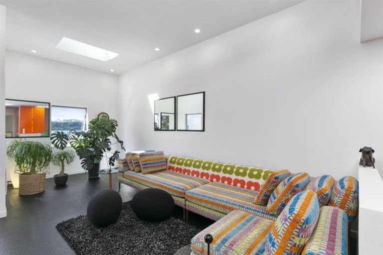 Photo of property in Marrakech Cafe, 15/305 Evans Bay Parade, Hataitai, Wellington, 6021