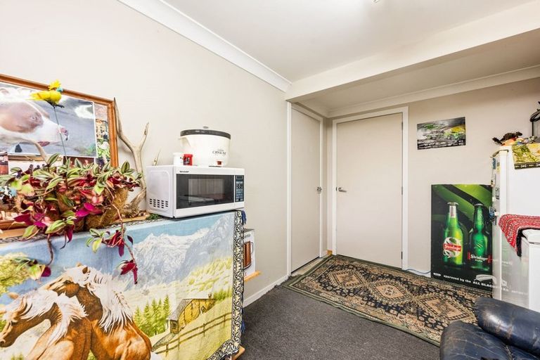Photo of property in 53 Mountain Road, Western Heights, Rotorua, 3015