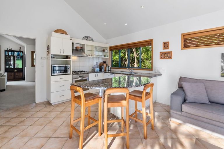 Photo of property in 38 Harley Close, Hauraki, Auckland, 0622