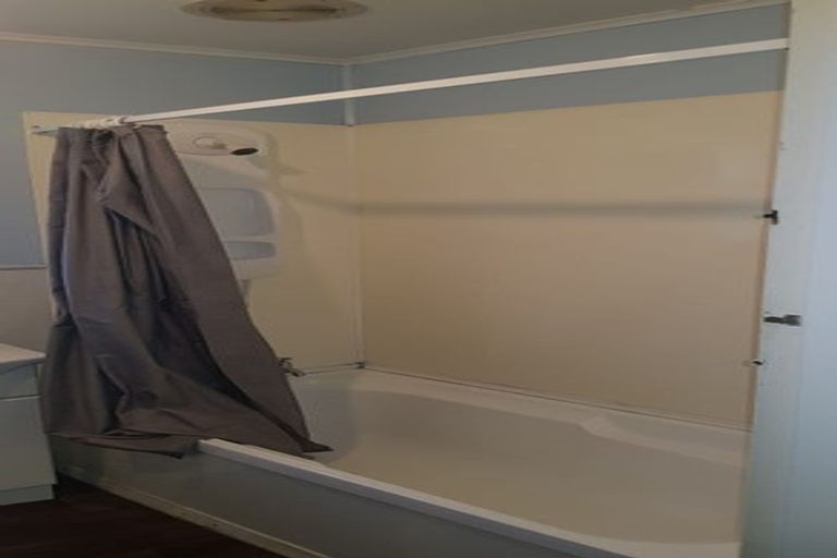 Photo of property in 3 Wilson Street, Pahiatua, 4910