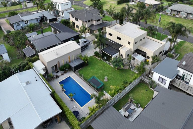 Photo of property in 101 Leighton Road, Whangamata, 3620