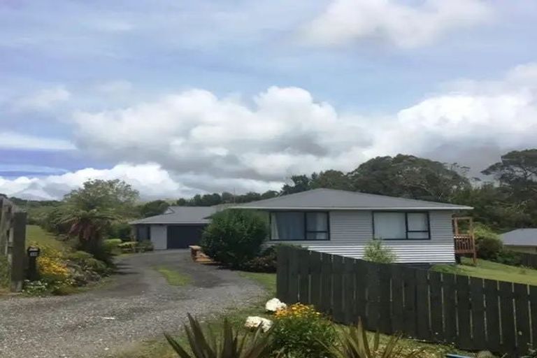 Photo of property in 19 Smeath Road, Kawakawa, 0210