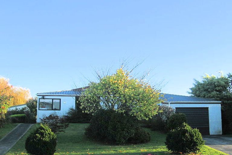 Photo of property in 45a Langdale Avenue, Paraparaumu, 5032