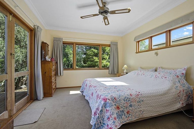 Photo of property in 17 Howden Street, Waiuku, 2123