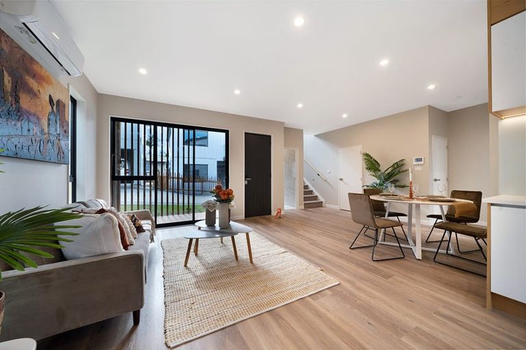 Photo of property in 86b Kervil Avenue, Te Atatu Peninsula, Auckland, 0610