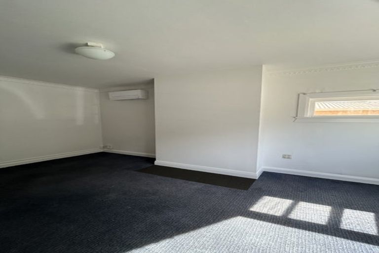 Photo of property in 1/121 Hill Street, Thorndon, Wellington, 6011
