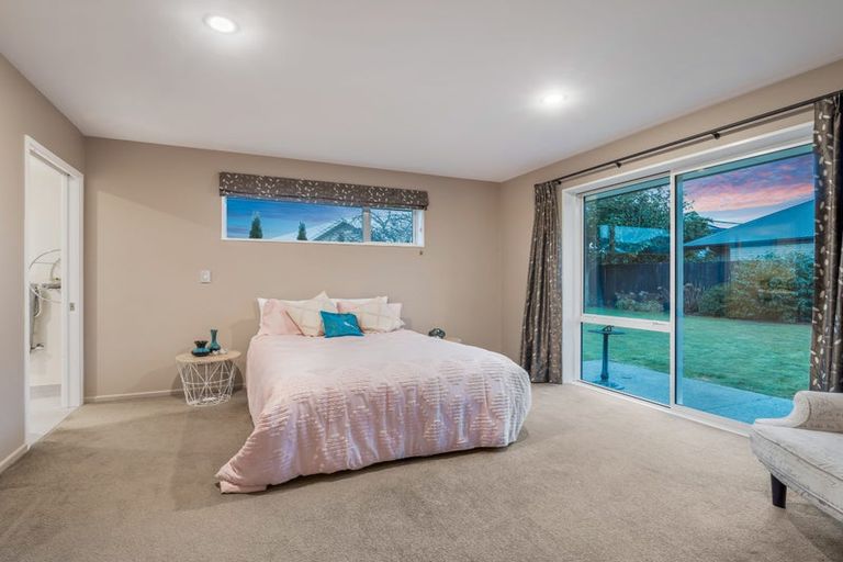 Photo of property in 37 Globe Bay Drive, Templeton, Christchurch, 8042