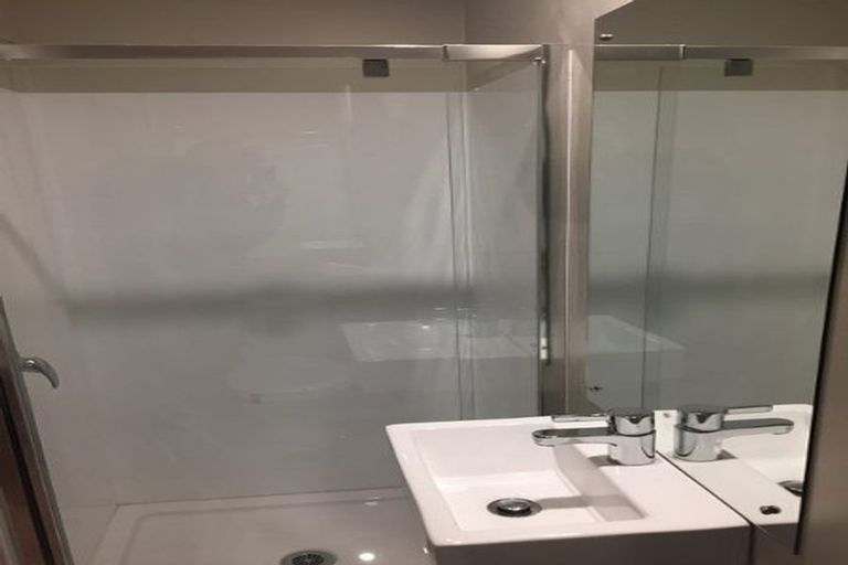 Photo of property in 71 Barbour Street, Waltham, Christchurch, 8011