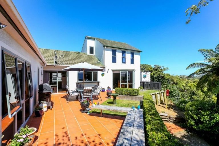 Photo of property in 11c Redwood Crescent, Hurdon, New Plymouth, 4310