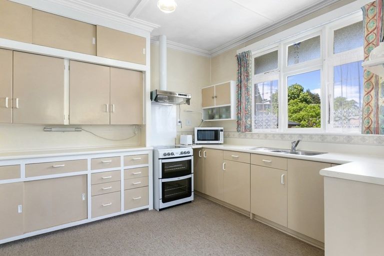 Photo of property in 16 Glendining Avenue, North East Valley, Dunedin, 9010