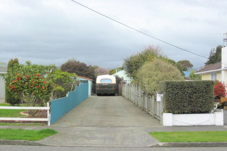 Photo of property in 162a Weraroa Road, Levin, 5510