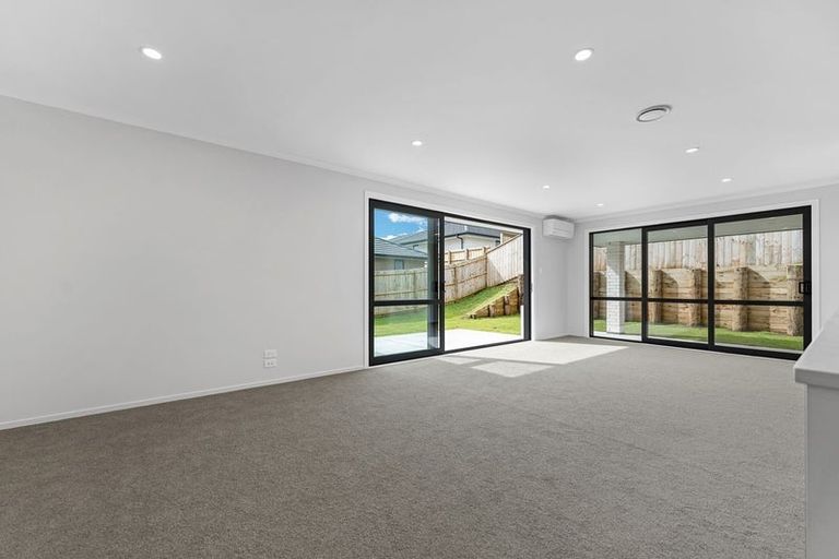 Photo of property in 35b Leathem Crescent, Pokeno, 2402