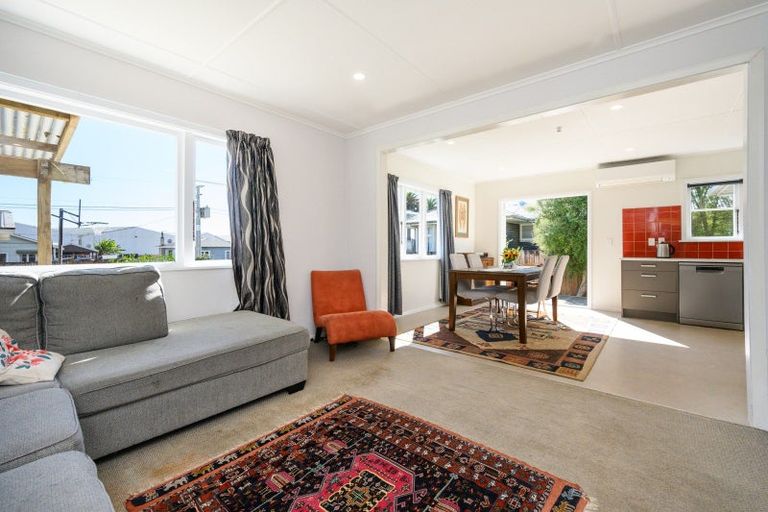 Photo of property in 11 Ngaire Street, Longburn, Palmerston North, 4412