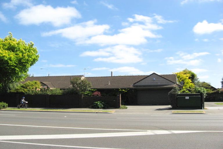 Photo of property in 264 Yaldhurst Road, Avonhead, Christchurch, 8042