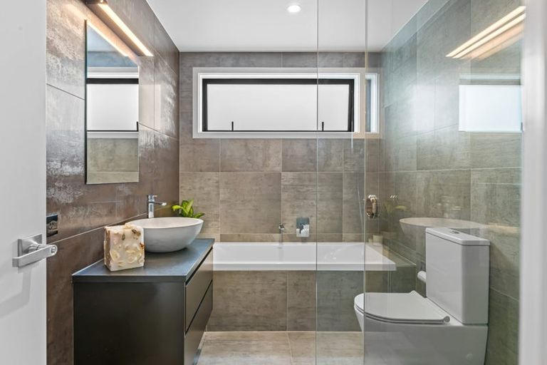 Photo of property in 21 Ariel Place, Snells Beach, 0920