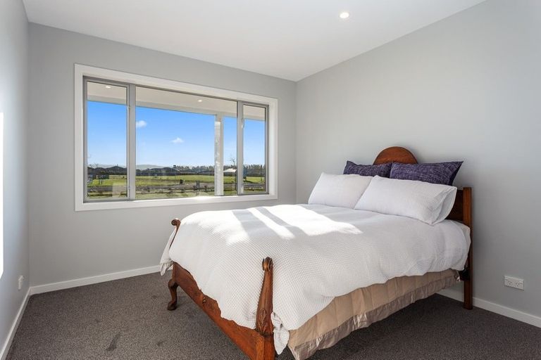 Photo of property in 2 Pukeko Way, Amberley, 7410