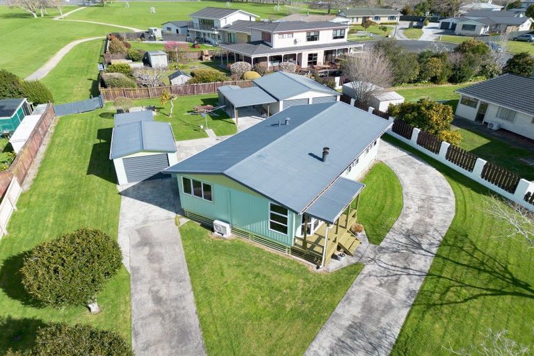 Photo of property in 41 Mahana Road, Ngatea, 3503