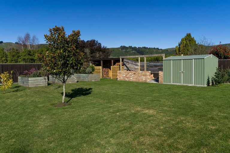 Photo of property in 51 Montgomery Crescent, Kinloch, Taupo, 3377