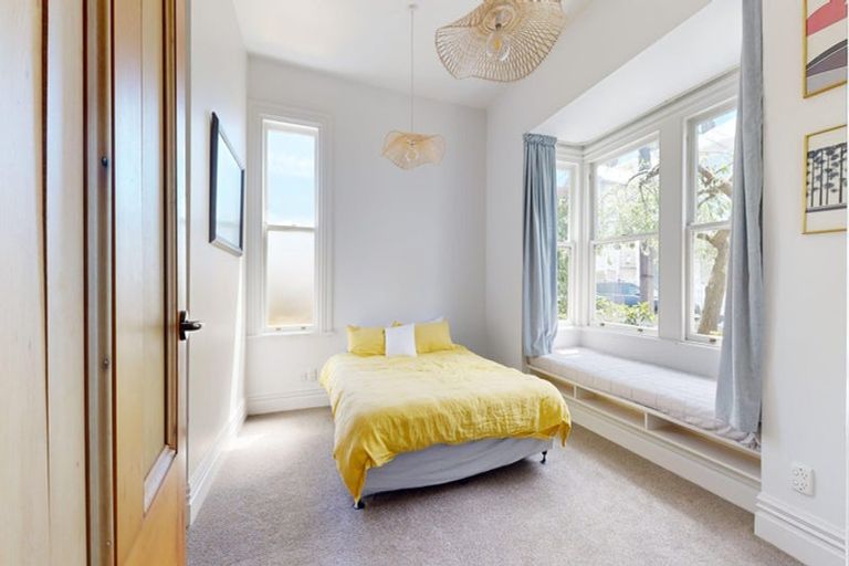 Photo of property in 118 Elizabeth Street, Mount Victoria, Wellington, 6011