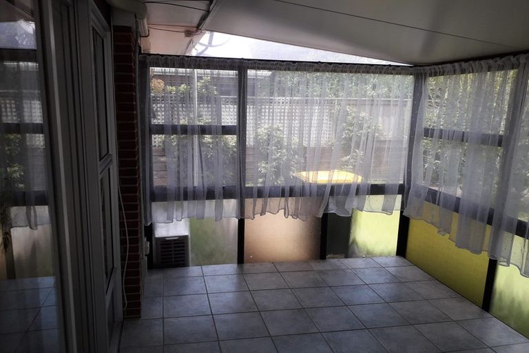 Photo of property in 2/67 Centreway Road, Orewa, 0931