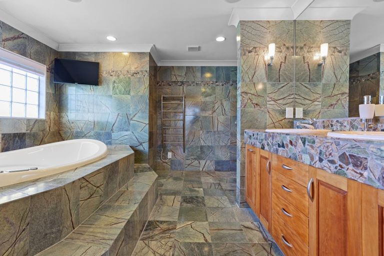 Photo of property in 42 Sanctuary Key, Papamoa Beach, Papamoa, 3118