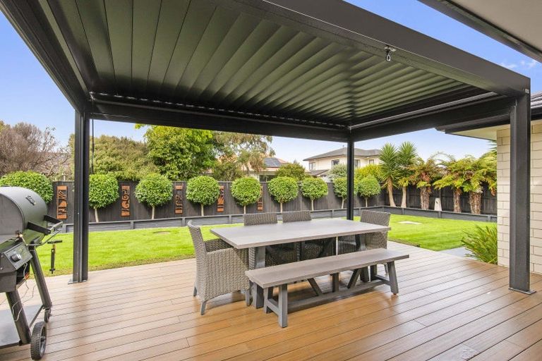 Photo of property in 47 San Priamo Place, Paraparaumu Beach, Paraparaumu, 5032