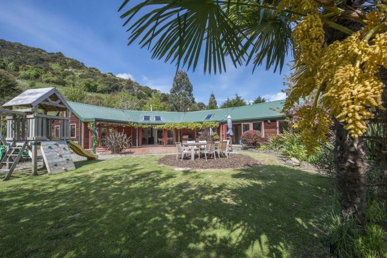 Photo of property in 18 Ralphine Way, Maitai, Nelson, 7010