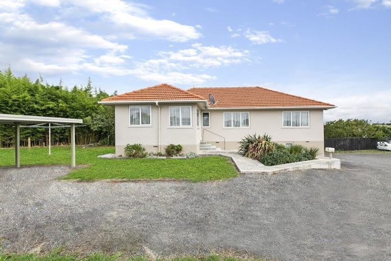 Photo of property in 110 Queen Street, Waiuku, 2123