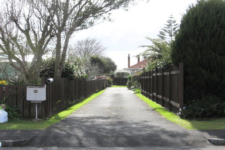 Photo of property in 1/23 Manse Road, Pahurehure, Papakura, 2113