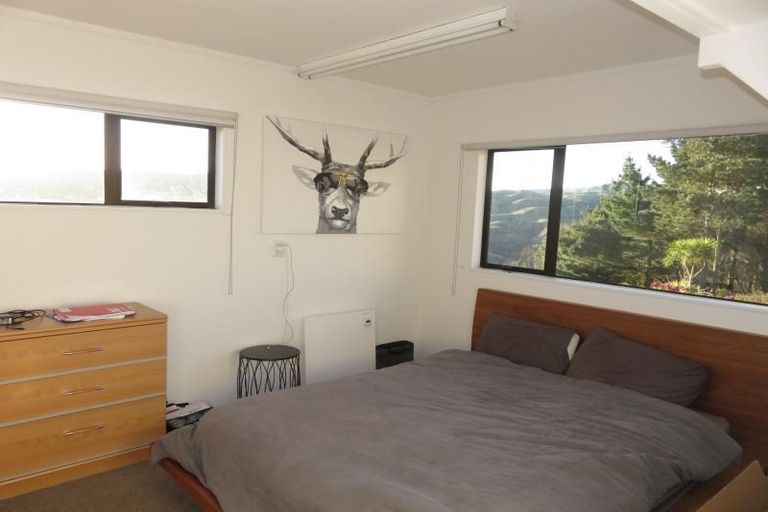 Photo of property in 9 Trinidad Crescent, Grenada Village, Wellington, 6037