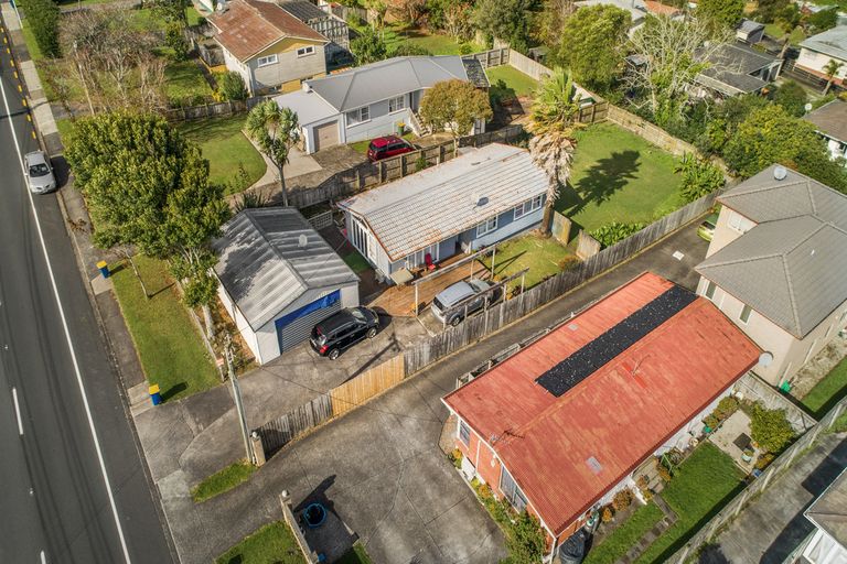 Photo of property in 155 View Road, Sunnyvale, Auckland, 0612
