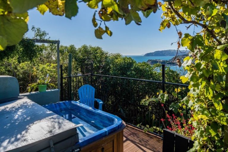 Photo of property in 23 Patiki Place, Titahi Bay, Porirua, 5022