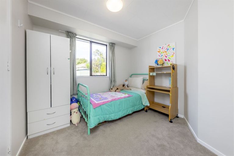 Photo of property in 3/23 Mataura Place, Clover Park, Auckland, 2019