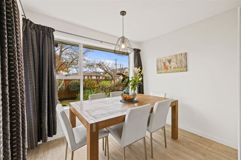 Photo of property in 207 Grimseys Road, Redwood, Christchurch, 8051