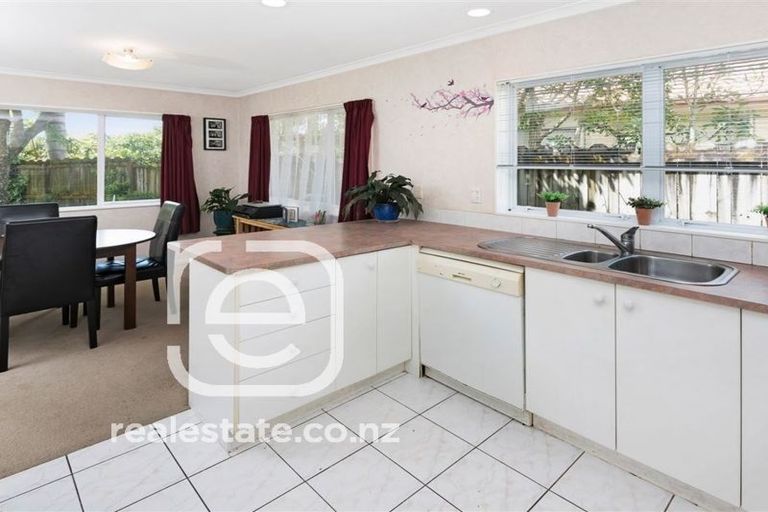 Photo of property in 22 Cantora Avenue, Northpark, Auckland, 2013