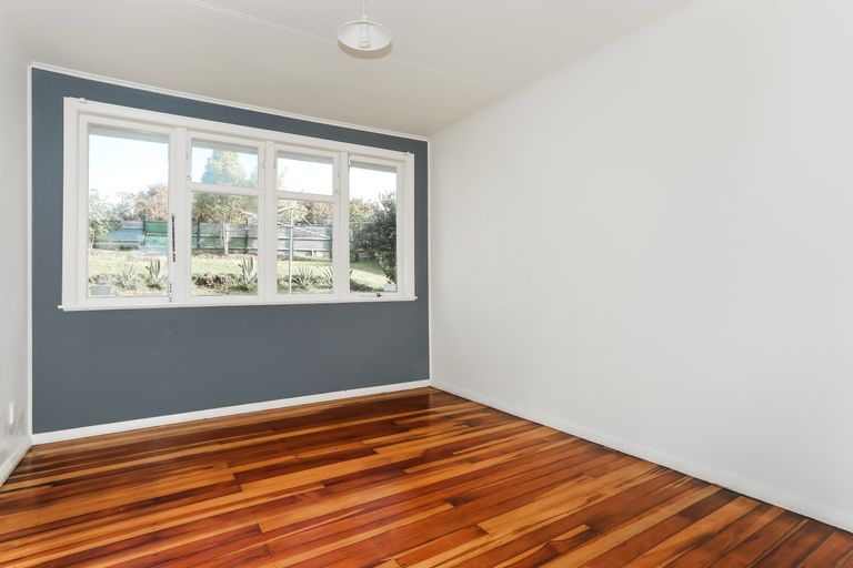 Photo of property in 2 Emere Place, Meremere, Mercer, 2474