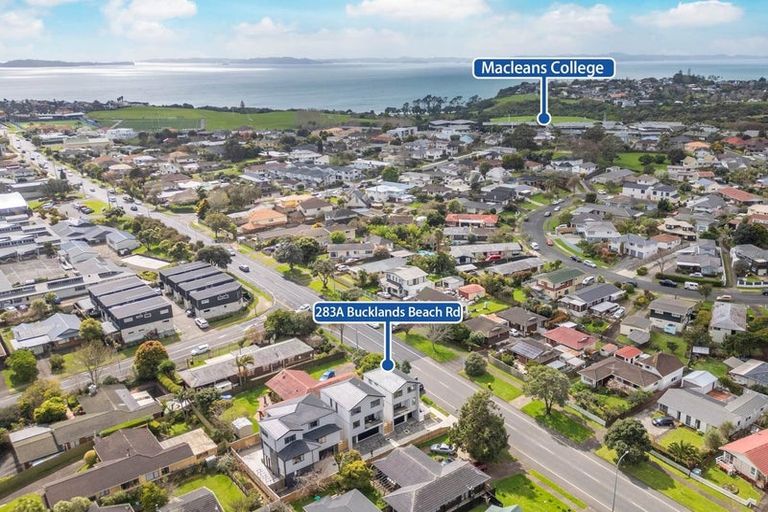 Photo of property in 283a Bucklands Beach Road, Bucklands Beach, Auckland, 2012