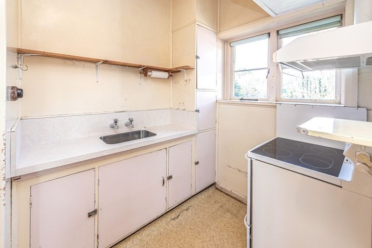 Photo of property in 49 Selwyn Crescent, College Estate, Whanganui, 4500