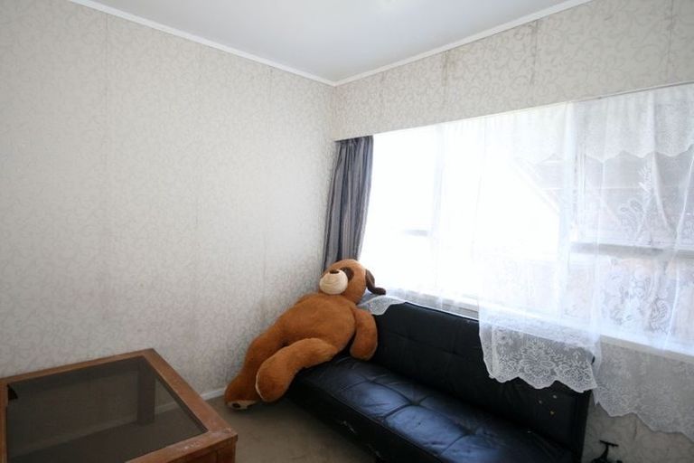 Photo of property in 1/29 Lane Road, Weymouth, Auckland, 2103