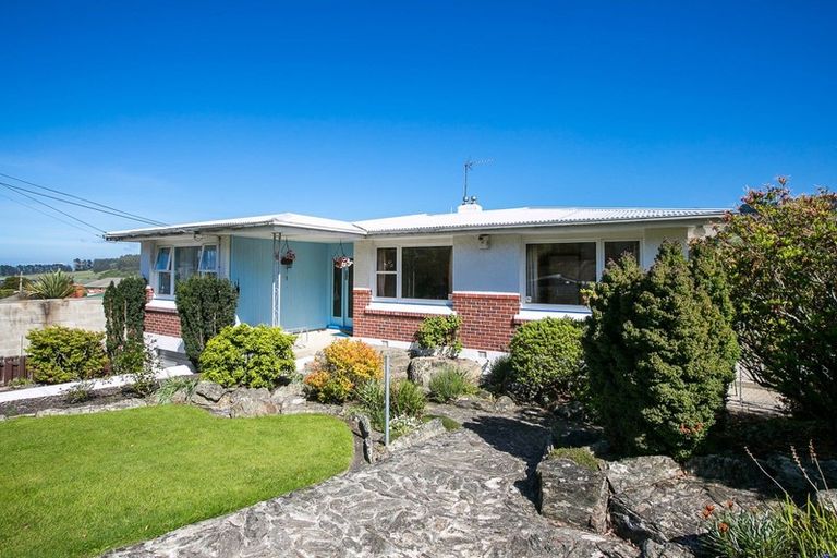 Photo of property in 35 Hocken Street, Kenmure, Dunedin, 9011