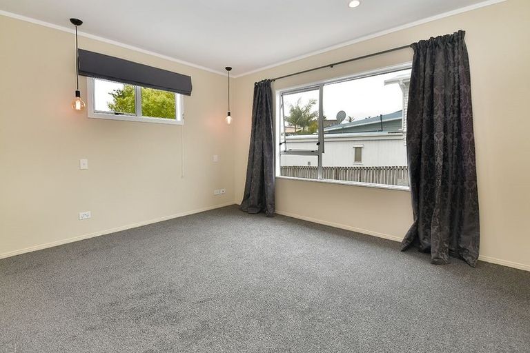 Photo of property in 6a Rawhiti Road, Manly, Whangaparaoa, 0930