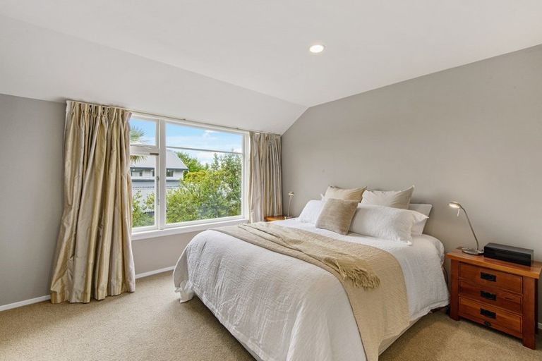 Photo of property in 40 Celia Street, Redcliffs, Christchurch, 8081