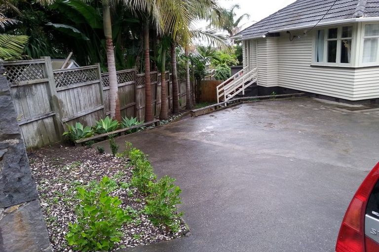 Photo of property in 269 Lake Road, Belmont, Auckland, 0622