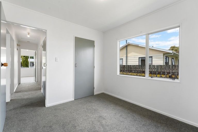 Photo of property in 14 Guy Avenue, Levin, 5510