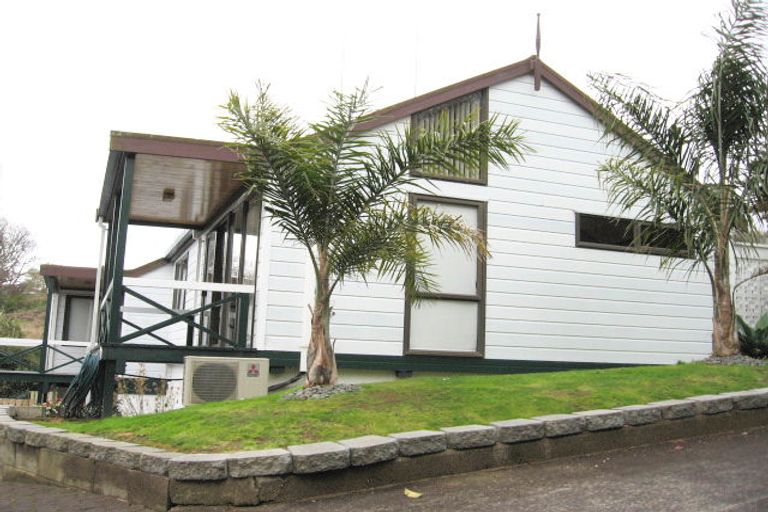 Photo of property in 207 Oakley Crescent, Thames, 3500