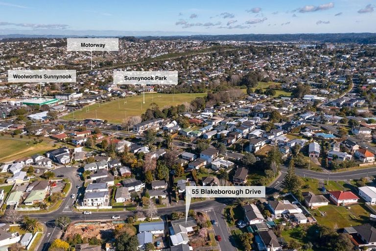 Photo of property in 55 Blakeborough Drive, Forrest Hill, Auckland, 0620