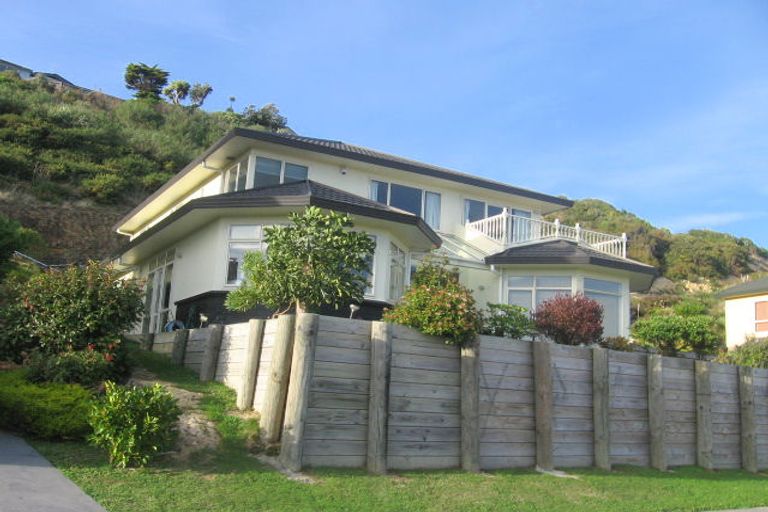 Photo of property in 137 Eskdale Road, Papakowhai, Porirua, 5024