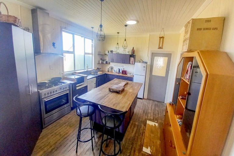 Photo of property in 858 Papatotara Road, Papatotara, Tuatapere, 9691